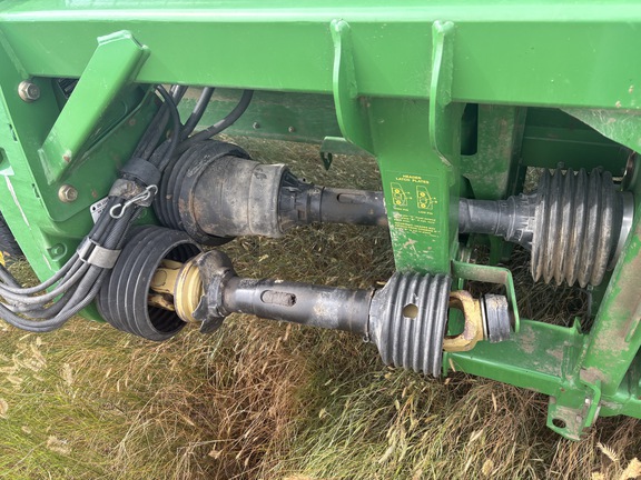 2010 John Deere 635D Header Combine