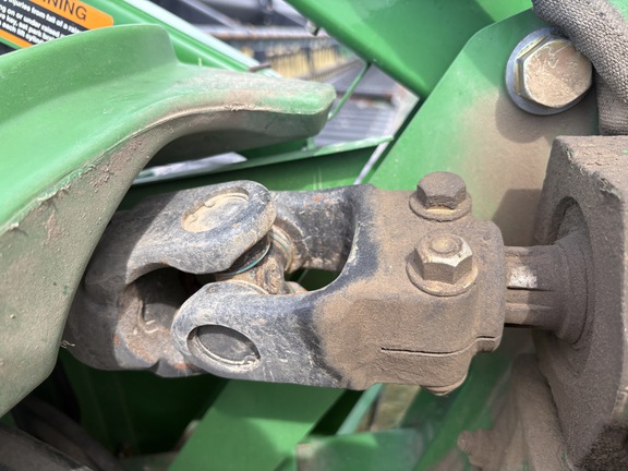 2010 John Deere 635D Header Combine