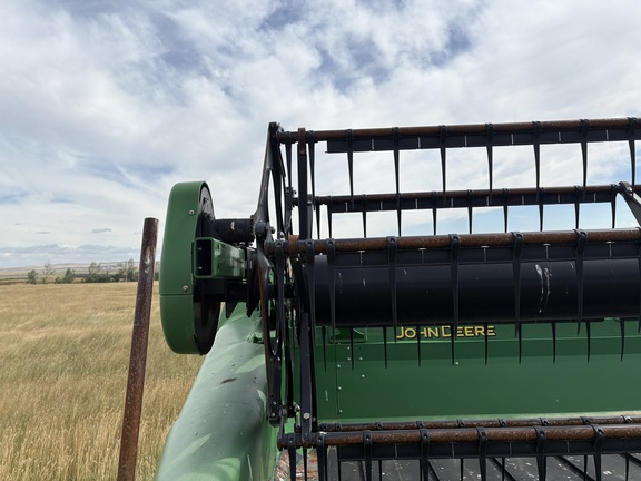 2010 John Deere 635D Header Combine