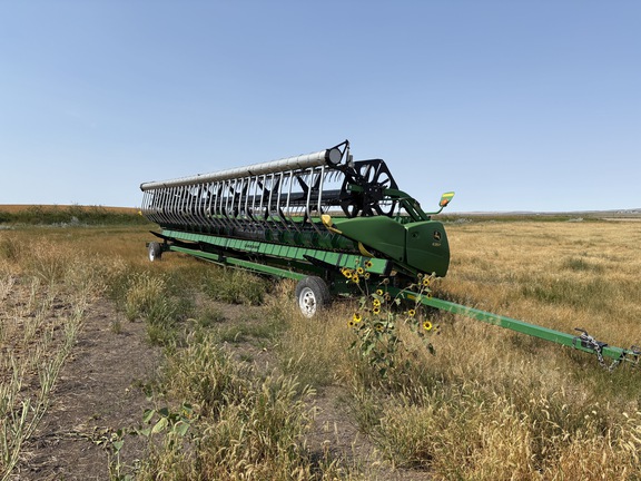 2011 John Deere 635F Header Combine