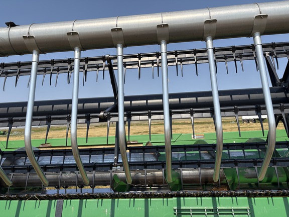 2011 John Deere 635F Header Combine