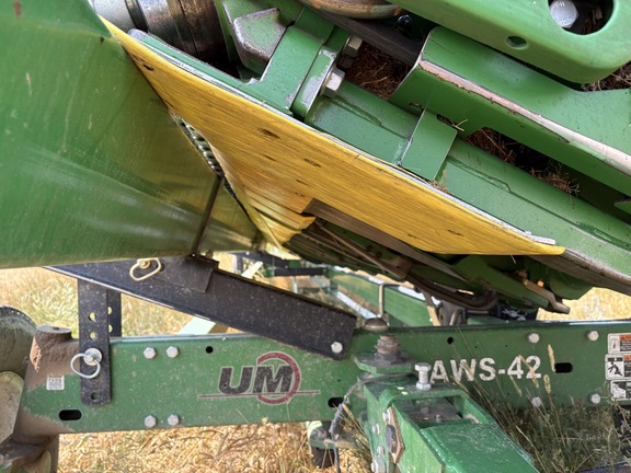 2011 John Deere 635F Header Combine
