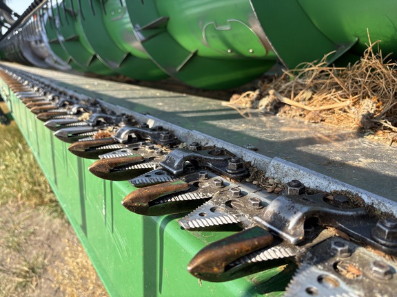2011 John Deere 635F Header Combine