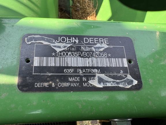 2011 John Deere 635F Header Combine