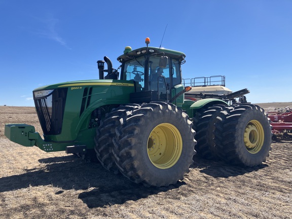 2014 John Deere 9560R Tractor 4WD