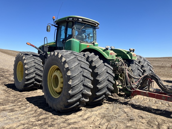 2014 John Deere 9560R Tractor 4WD