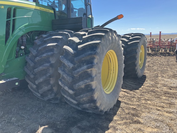2014 John Deere 9560R Tractor 4WD