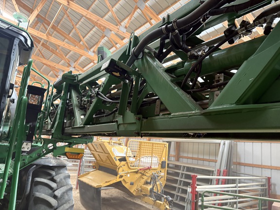 2023 John Deere 616R Sprayer/High Clearance