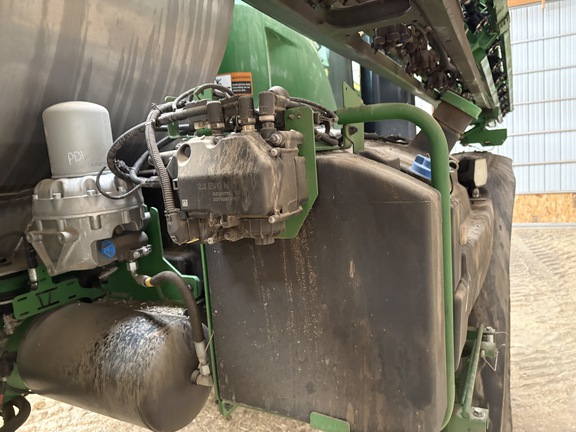 2023 John Deere 616R Sprayer/High Clearance