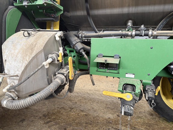 2023 John Deere 616R Sprayer/High Clearance