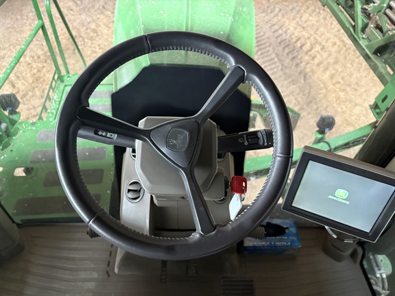 2023 John Deere 616R Sprayer/High Clearance