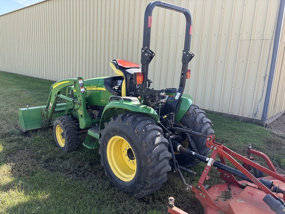 2013 John Deere 3320 Tractor Compact