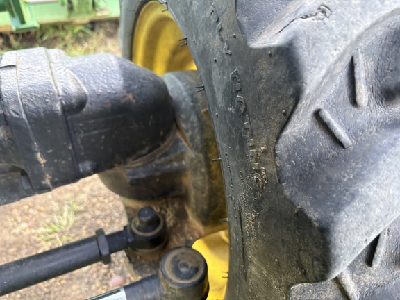 2013 John Deere 3320 Tractor Compact