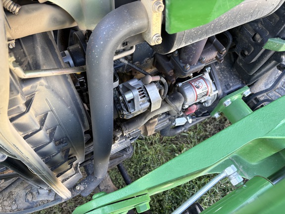 2013 John Deere 3320 Tractor Compact
