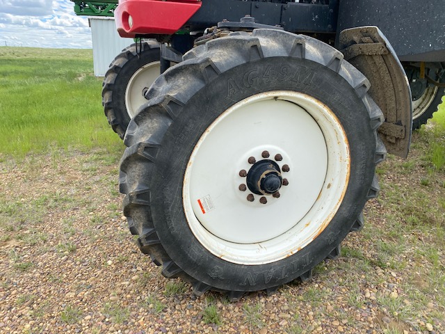 2010 Apache AS1210 Sprayer/High Clearance