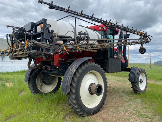 2010 Apache AS1210 Sprayer/High Clearance