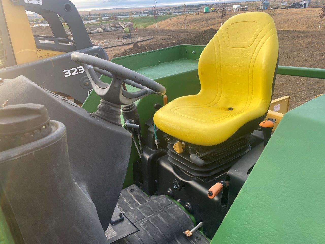 2007 John Deere 110TLB Tractor