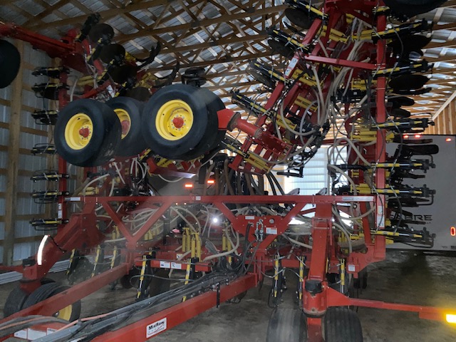 2014 Bourgault 5810 Air Drill