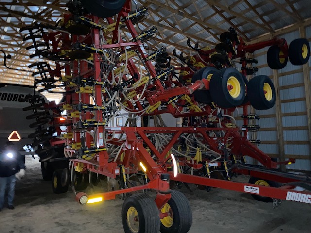 2014 Bourgault 5810 Air Drill