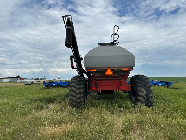 2011 Case IH 2280 Air Tank/Cart