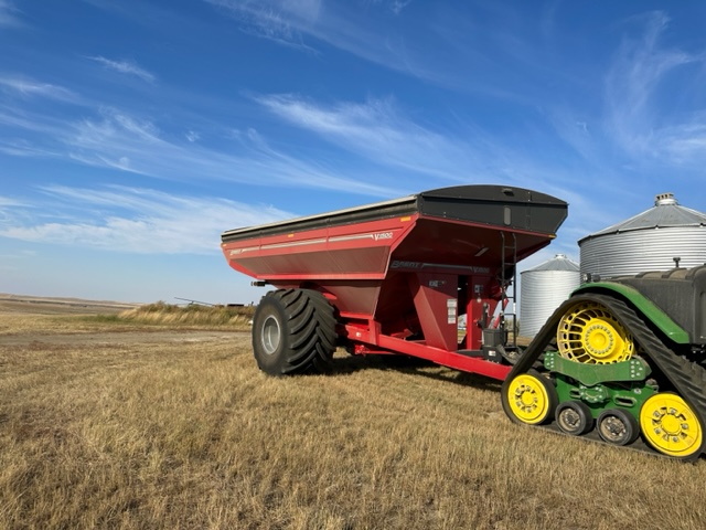 2023 Brent V1500 Grain Cart