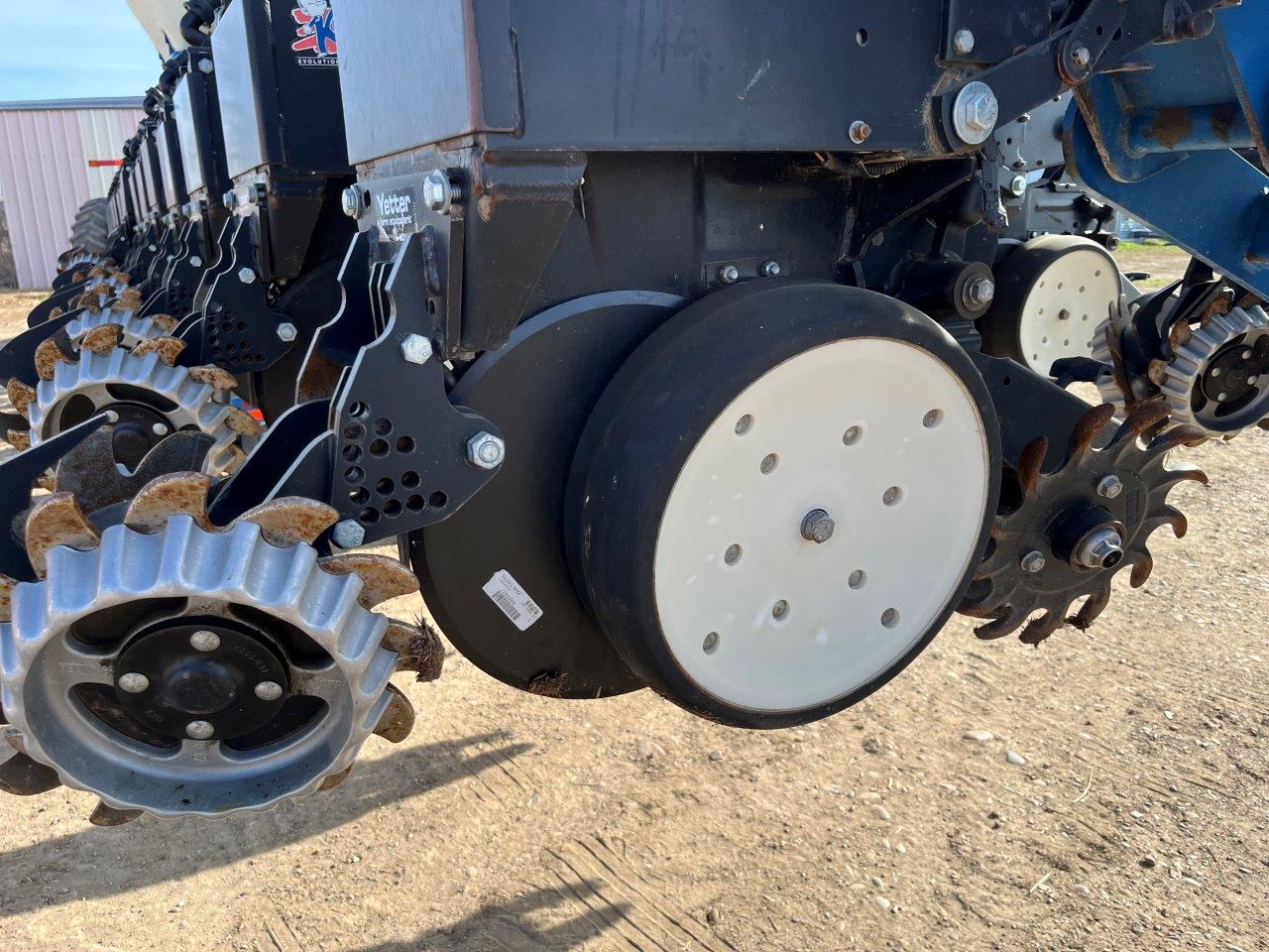 2013 Kinze 3660 Planter