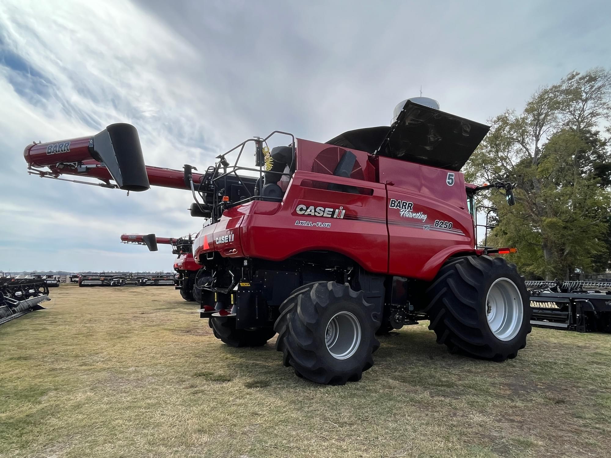 2023 Case IH AF8250 Combine