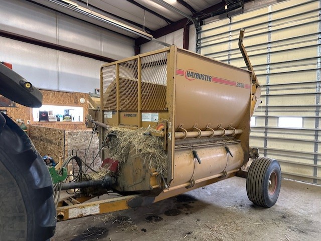 2012 Haybuster 2650 Bale Processor