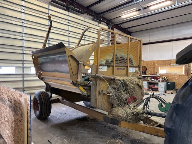 2012 Haybuster 2650 Bale Processor