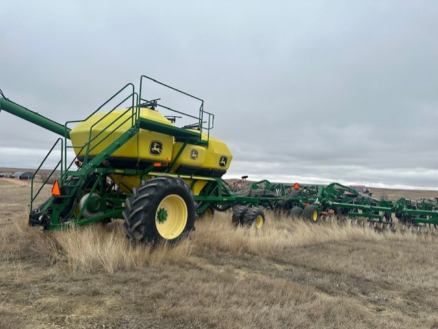 2010 John Deere 1835 Air Drill