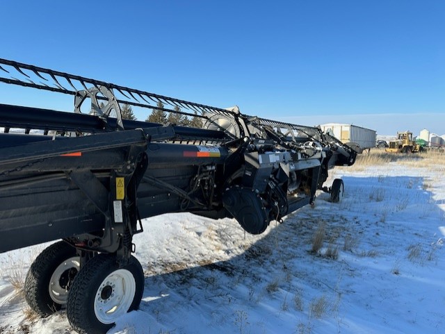 2011 MacDon FD70 Header Draper