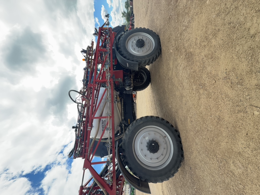 2021 Case IH TRIDENT 5550 Sprayer/High Clearance