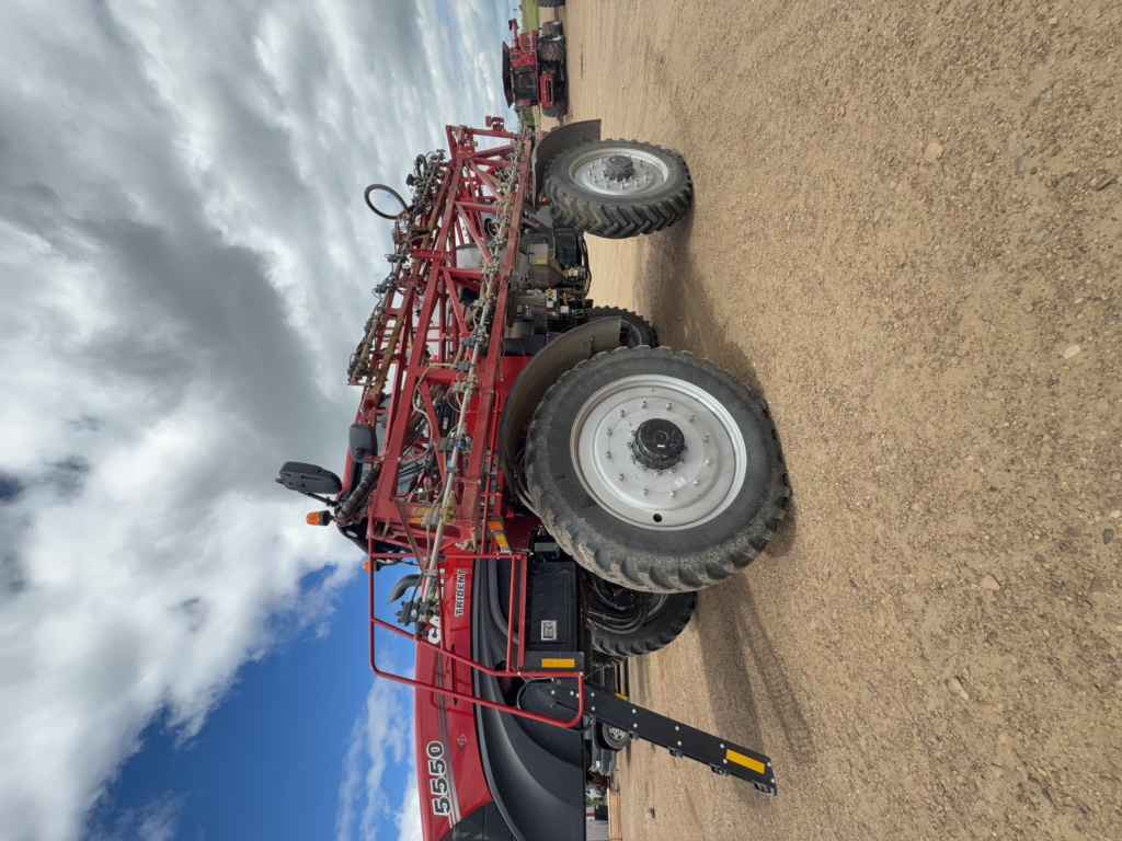 2021 Case IH TRIDENT 5550 Sprayer/High Clearance