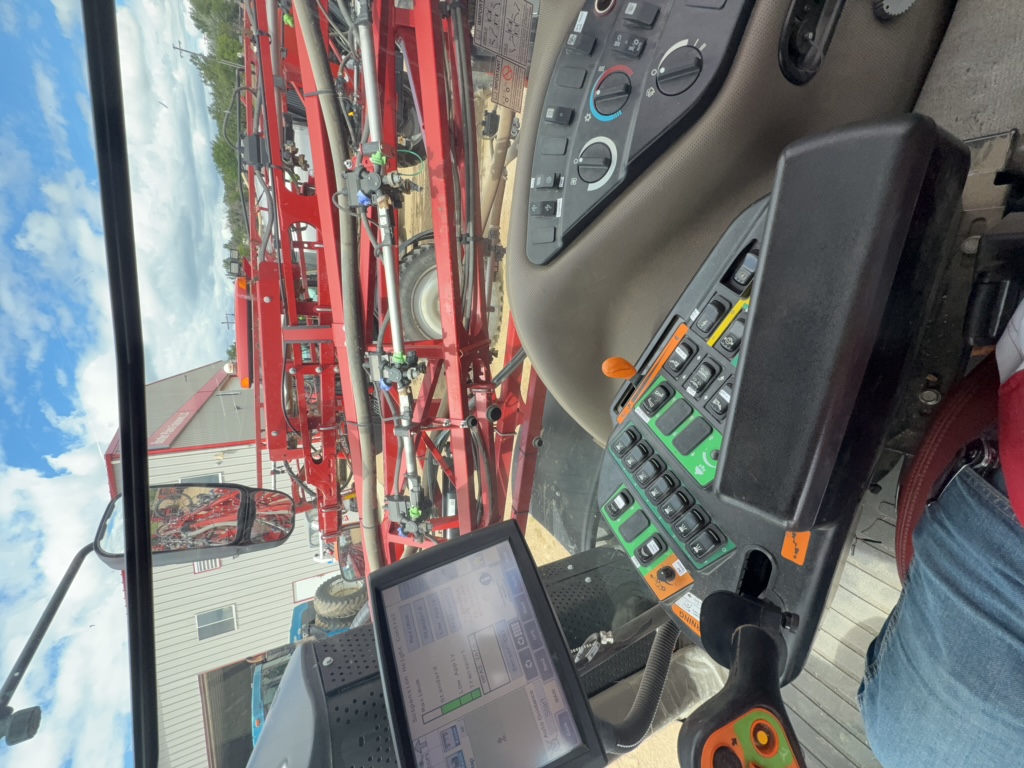 2021 Case IH TRIDENT 5550 Sprayer/High Clearance