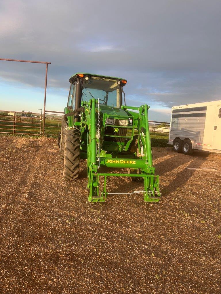 2019 John Deere 5100E Tractor