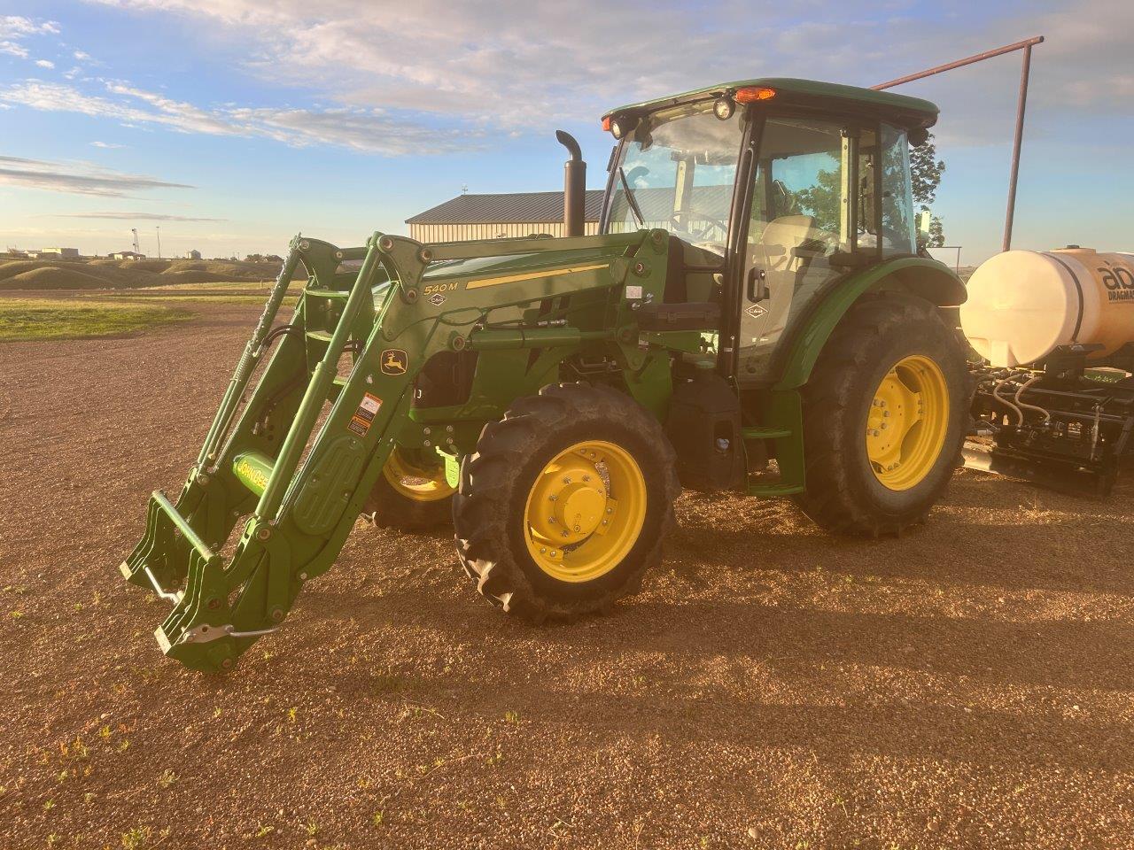 2019 John Deere 5100E Tractor