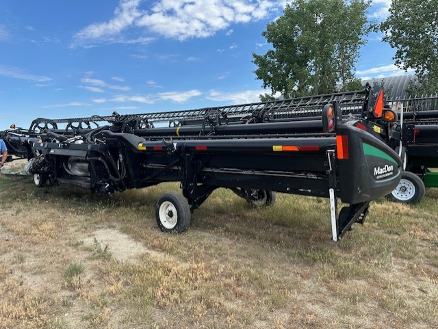 2018 MacDon FD75 Header Draper