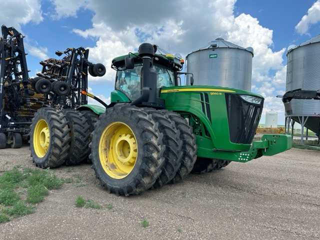 2012 John Deere 9560R Tractor
