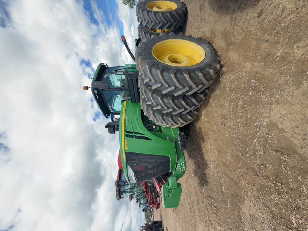 2012 John Deere 9560R Tractor
