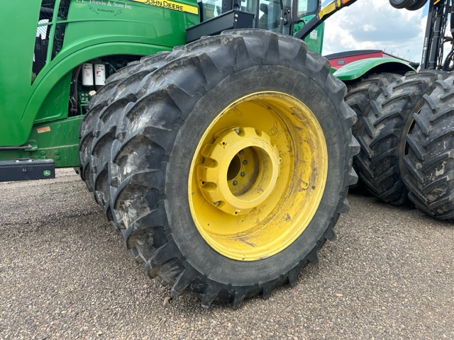 2012 John Deere 9560R Tractor