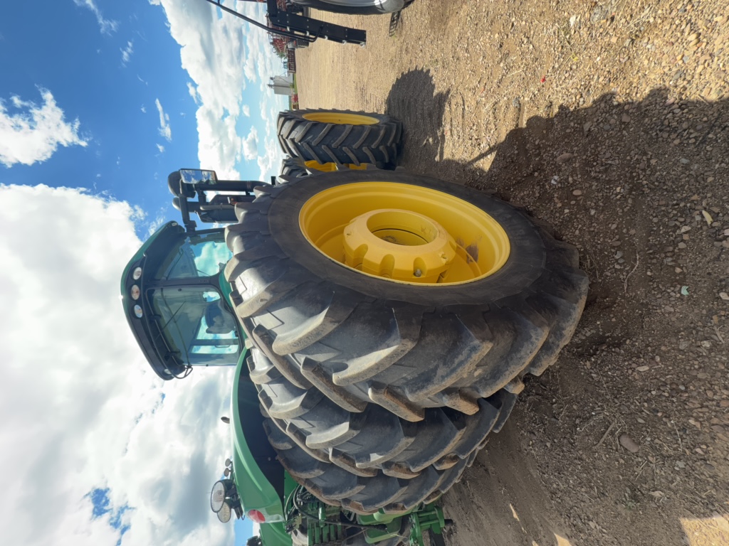 2012 John Deere 9560R Tractor