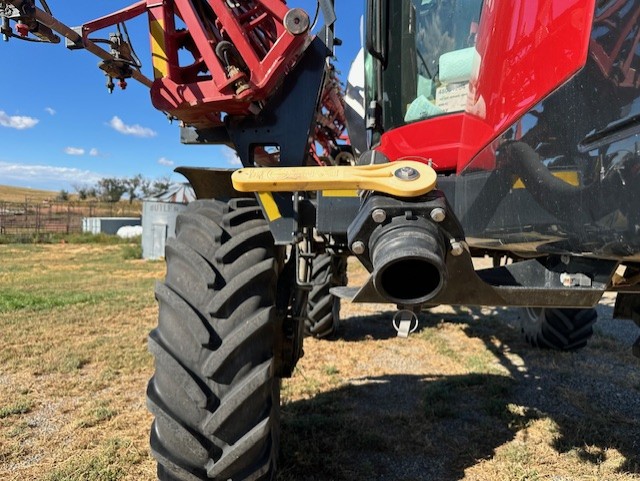 2018 Case IH PAT4440 Sprayer/High Clearance