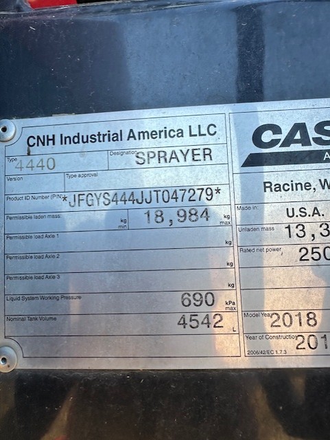 2018 Case IH PAT4440 Sprayer/High Clearance