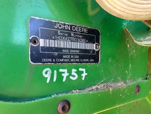 2011 John Deere 640D Header Rigid