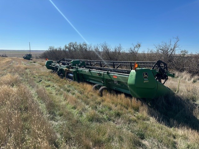 2011 John Deere 640D Header Rigid