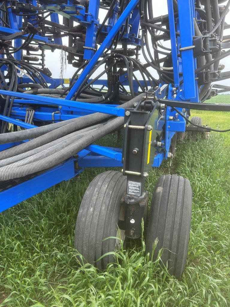 2012 New Holland P2050 Air Drill