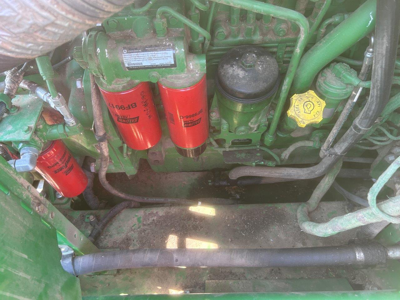 2012 John Deere S670 Combine