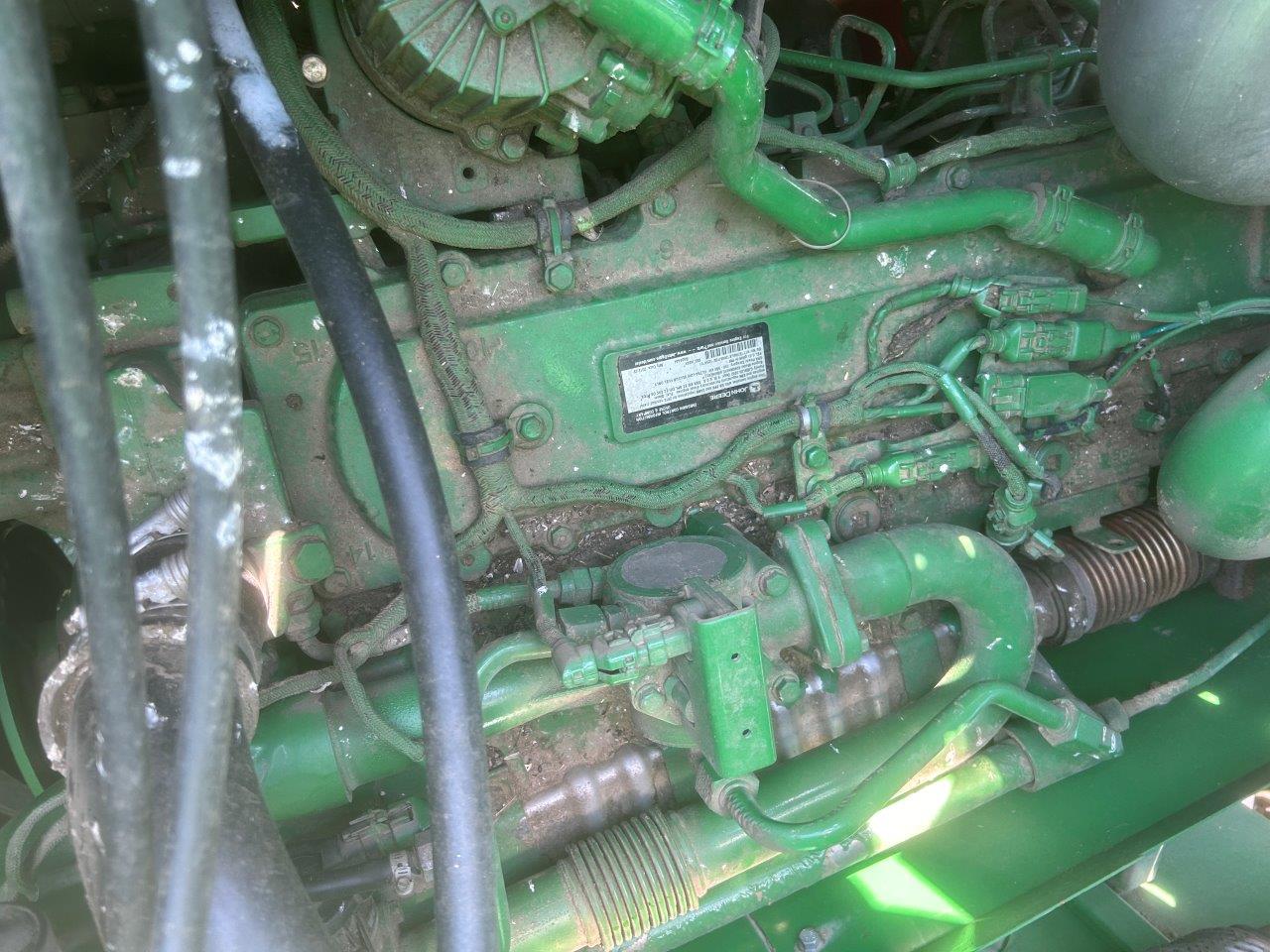 2012 John Deere S670 Combine