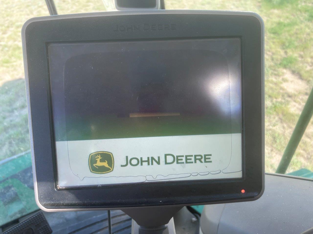 2012 John Deere S670 Combine