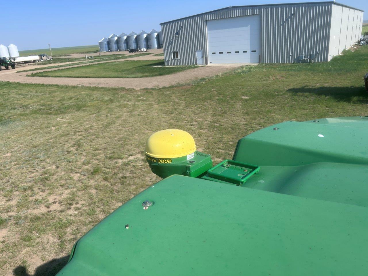 2012 John Deere S670 Combine